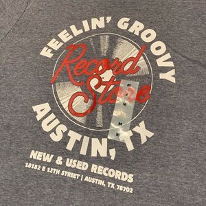 Men’s Graphic Tee Groovy Record Store